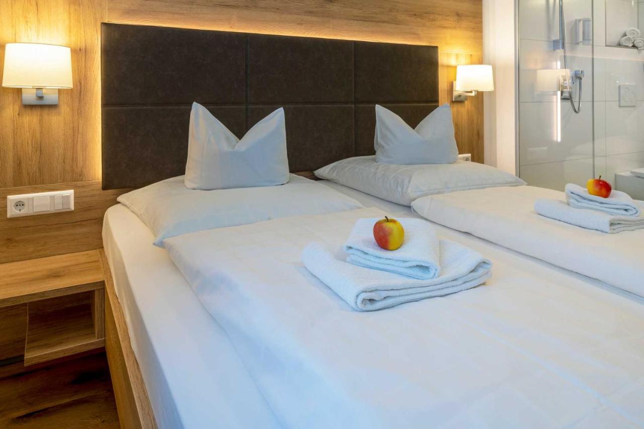 Gasthof - Hotel Zum Ochsen Gmbh Berghulen エクステリア 写真