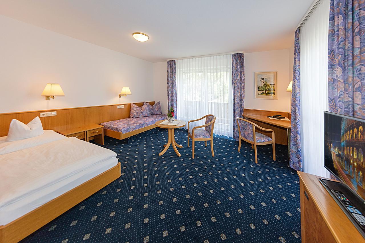 Gasthof - Hotel Zum Ochsen Gmbh Berghulen エクステリア 写真